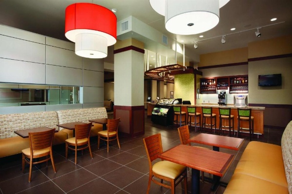 Hyatt Place Des Moines Downtown image 10